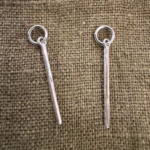 Mejuri 14k white gold bar hoop charm 2 available